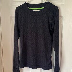 Cuddl Duds Gray Long Sleeve shirt